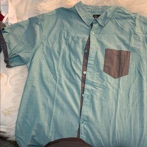 Short sleeve button down